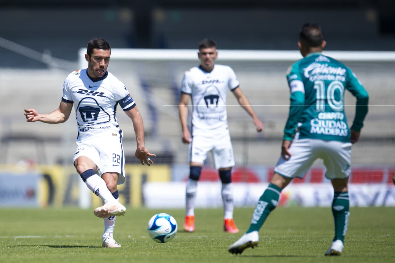 Ángel Mena tuvo que aparecer para que el León volviera a ganar y asegurara tres puntos que los ponen en la pelea por el repechaje de manera momentánea. Pumas hila cinco partidos sin poder ver la victoria, de los cuales cuatro han sido derrotas.