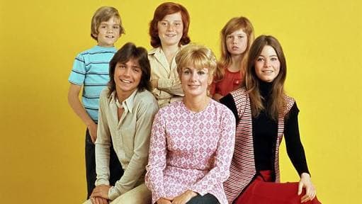 Muchos fueron los que no podían evitar ponerse a bailar con el tema de 'La familia Partridge', la entretenida historia de una guapa viudita (ganadora del Oscar de la Academia, Shirley Jones) con cinco hijos que creaban una exitosa banda de pop.