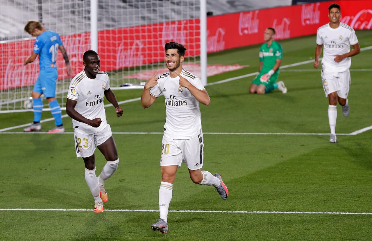 Asensio (74’) ingresó en la segunda mitad y en la primera oportunidad que tuvo mandó guardar el balón en el marco de Cillessen.