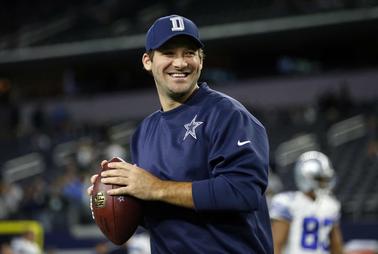 ¿Sabías que el fútbol americano ha tenido más de 40 jugadores de hispanos? Uno de ellos es Tony Romo, quien se lució ante la agresiva defensa de los Packers y fue el latino de la semana del Kickoff.