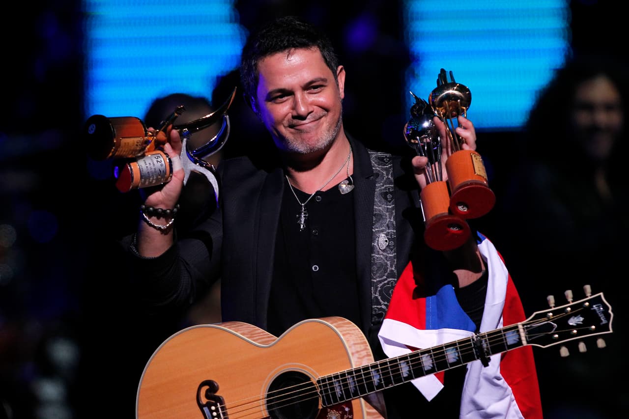 "Le dije (al mayordomo): 'esta pelea la empiezas tú, pero la voy a ganar yo. Yo te voy a decir cuando se va a acabar'", recordó el cantante.