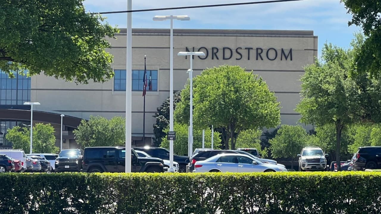 Descartan amenaza en NorthPark Mall y reabren todo el centro comercial