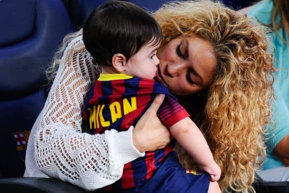 Las mejores fotos de Milan Piqué, a punto de cumplir dos años y convertirse en hermano mayor.