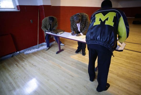 Cinco años después de que terminara oficialmente la recesión de Estados Unidos, la mayoría de los estados no ha recuperado los empleos que se perdieron, aunque la nación en su totalidad lo ha logrado.