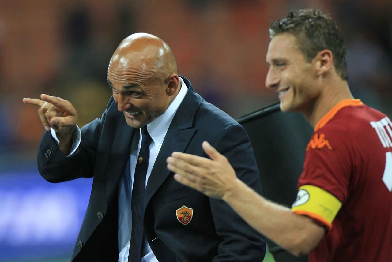 Spalletti, DT de la Roma, aparta a Totti de la concentración del equipo
