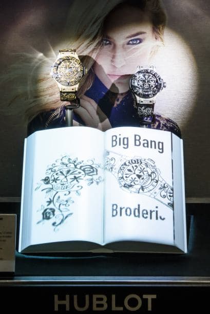 La modelo Bar Rafaeli es la imagen de la campaña publicitaria de esta colección para Hublot.