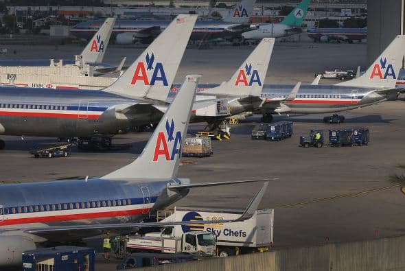 7- 1,442 personas han fallecido en accidentes a bordo de aviones de American Airlines.