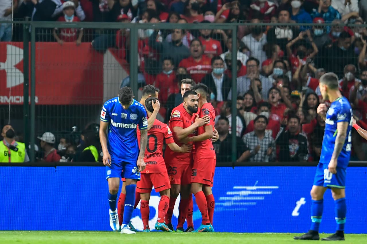 Un gol de Canelo al 43’ bastó para que Toluca se llevara el encuentro. El argentino recortó en el área y de zurda colocó el balón al poste lejano para la victoria en casa.