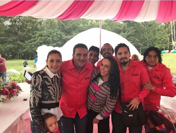 Además compartió esta celebración con la cantante e integrante de OV7, Mariana Ochoa.