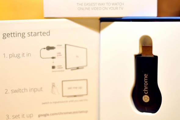 Google ‘Chromecast’: Es un pequeño adaptador que se conecta a la TV y permite al usuario ver videos, escuchar música en línea, ver imágenes de computadoras, 'tablets' o directamente de 'smartphones'.