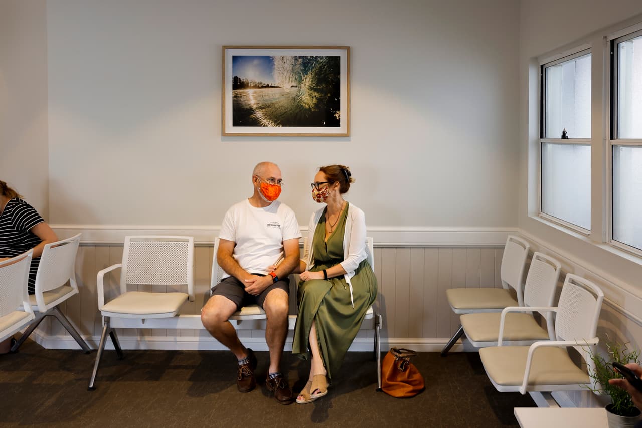 Este síntoma, que puede persistir por meses, se manifiesta con la 
<b>imposibilidad de concentrarse</b>, olvidar hechos y nombres de modo frecuente, perder el orden de las ideas e incluso tener momentos de incapacidad para pensar en algo específico.