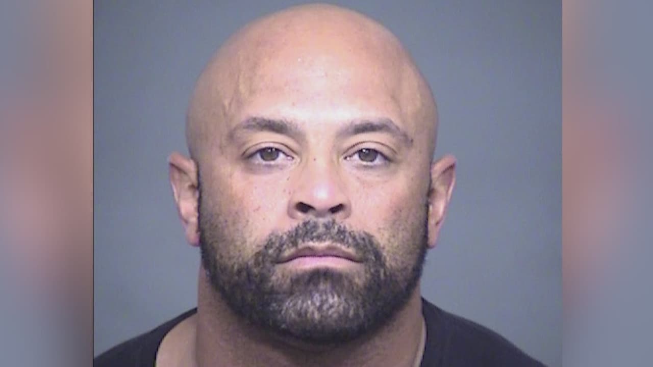 Autoridades de Mesa arrestan a sujeto que amenazaba a sus víctimas con una pistola para abusar sexualmente de ellas