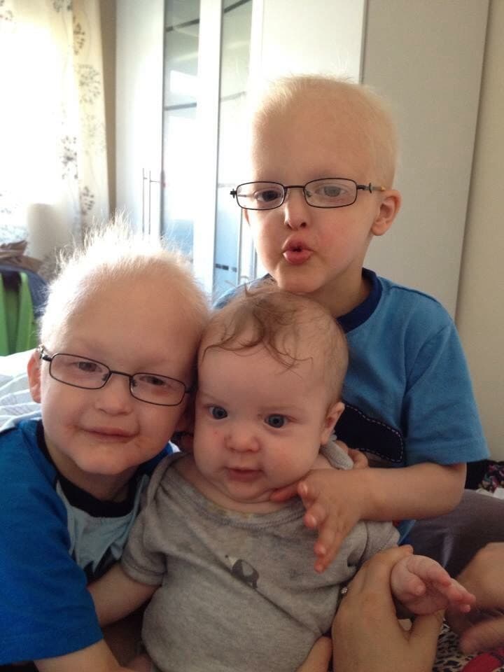 Por eso se encuentran constantemente vigilados en su hogar en Corby, Northampton,