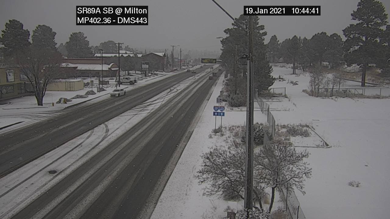 Residentes de Flagstaff viven los efectos de las tormentas que se han registrado en la zona.
<br>