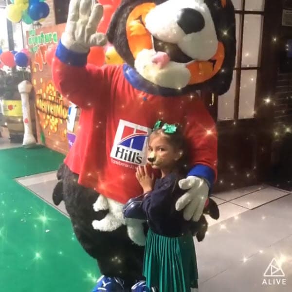 El día de su debut también festejó su cumpleaños en el teatro.