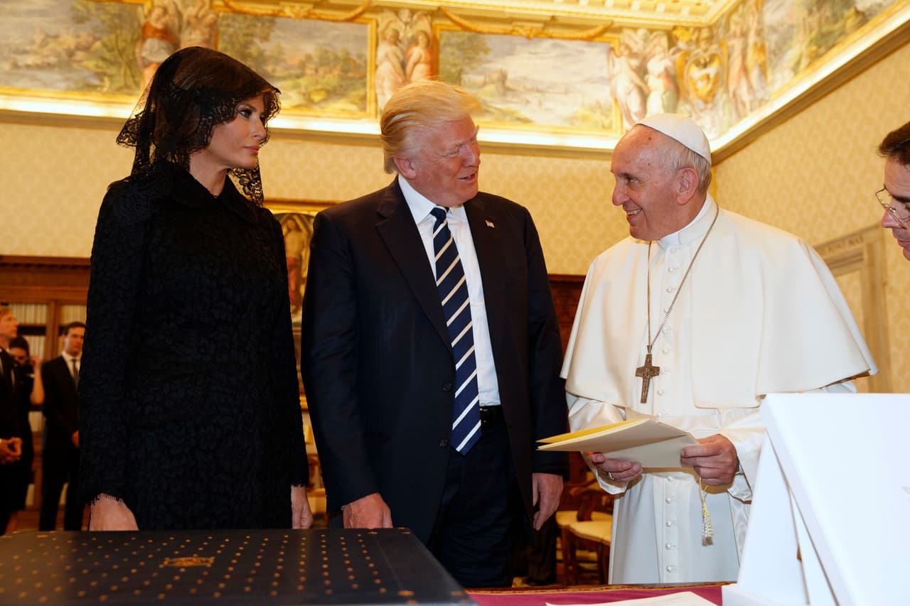 ¿Por qué tiene mucho significado la Encíclica que le regaló el Papa a Trump?