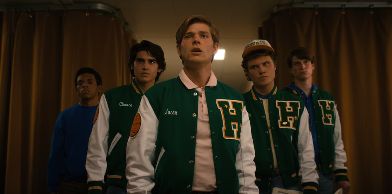 <b>Jason Carver - Mason Dye</b>
<br>El capitán del equipo de básquetbol de Hawkins High también se corona como uno de los galanes de la temporada 4 de ‘Stranger Things’.