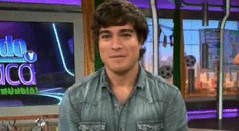 Danilo recibió un pastelazo en la cara.