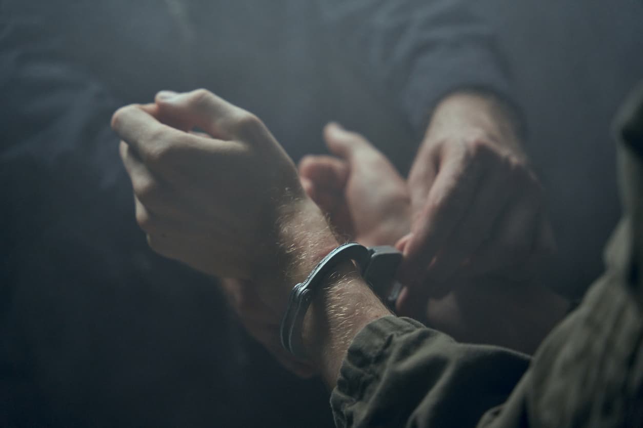 Las sentenciadas fueron encontradas culpables de “homicidio doblemente agravado por haber sido cometido con ensañamiento y para facilitar, consumar otro delito y procurar su impunidad, en concurso ideal con el delito de robo con armas”.
<br>