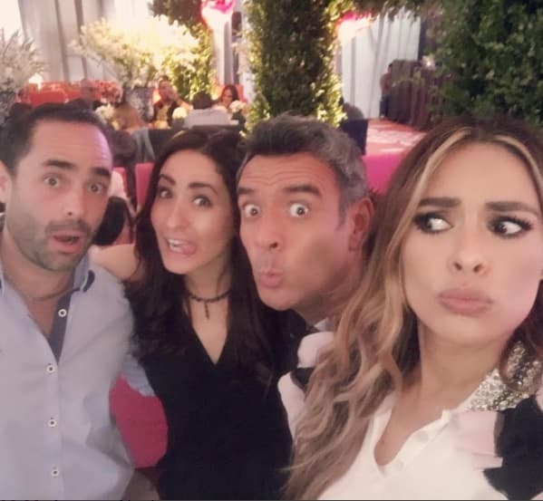 Entre los invitados estuvieron: Héctor Sandarti y Claudia Troyo quienes son amigos de Galilea desde que llegó a la Ciudad de México, para estudiar actuación en el CEA (Centro de Educación Artística de Televisa).