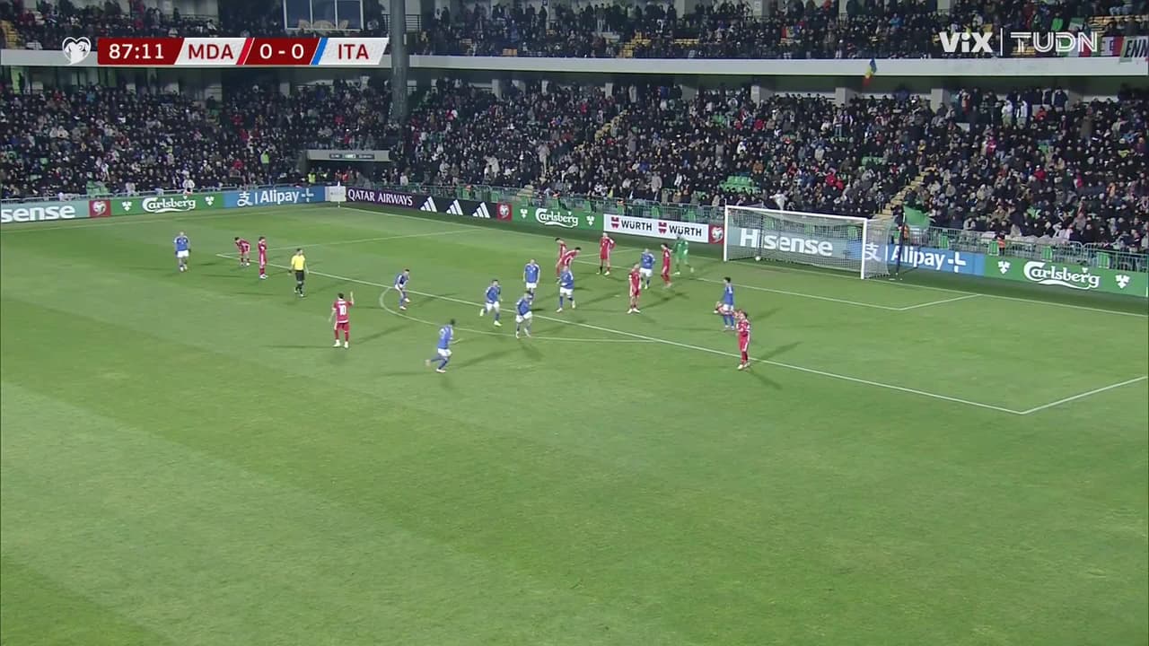 ¡Llegó el invitado! Gool de Italia, Mancini remata de cabeza