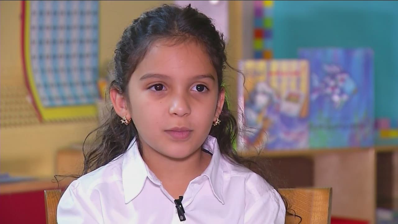 Del campo dominicano al Bronx: los retos de una niña para aprender inglés 