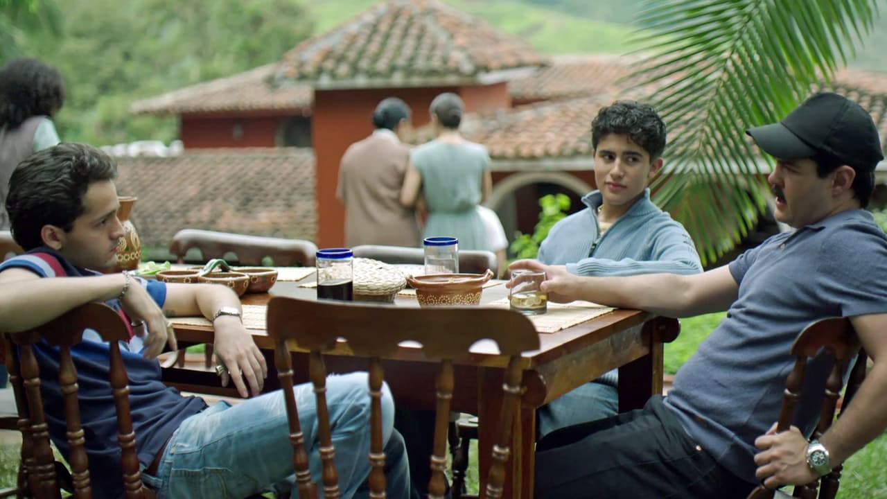 Both ‘Quino’ and ‘Moreno’ aim to become their father’s right-hand man in the drug trafficking business. One of them will suffer a hard blow from fate. Don’t miss an episode of the series season 2, Sundays at 8 pm on Univision.