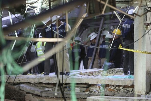 El gobierno mexicano había invitado a agentes de la Oficina de Alcohol, Tabaco, Armas de Fuego y Explosivos para ayudar con las averiguaciones de lo sucedido en la Torre de Pemex en enero de este año; sin embargo, luego de que dicha agencia sugiriera que una bomba pudo ser la causa de la explosión que provocó la muerte de 37 personas y dejó heridas a 120, su papel se vio interrumpido por autoridades mexicanas, cancelando la visita de un equipo de investigadores provenientes de Estados Unidos, declararon autoridades estadounidenses al diario New York Times. Ver toda la información