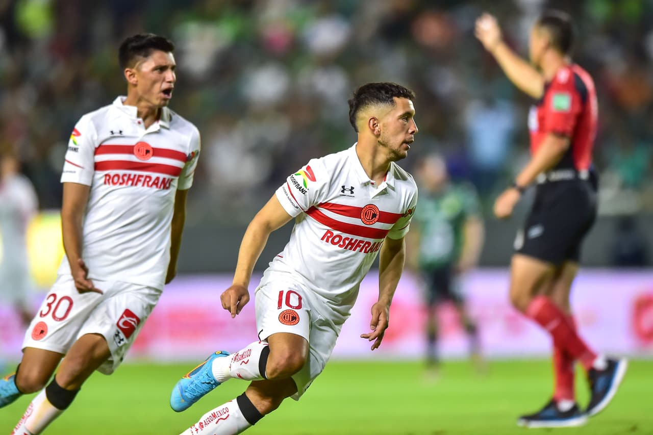 Leonardo Fernandez marcó el 2-2 con un golazo