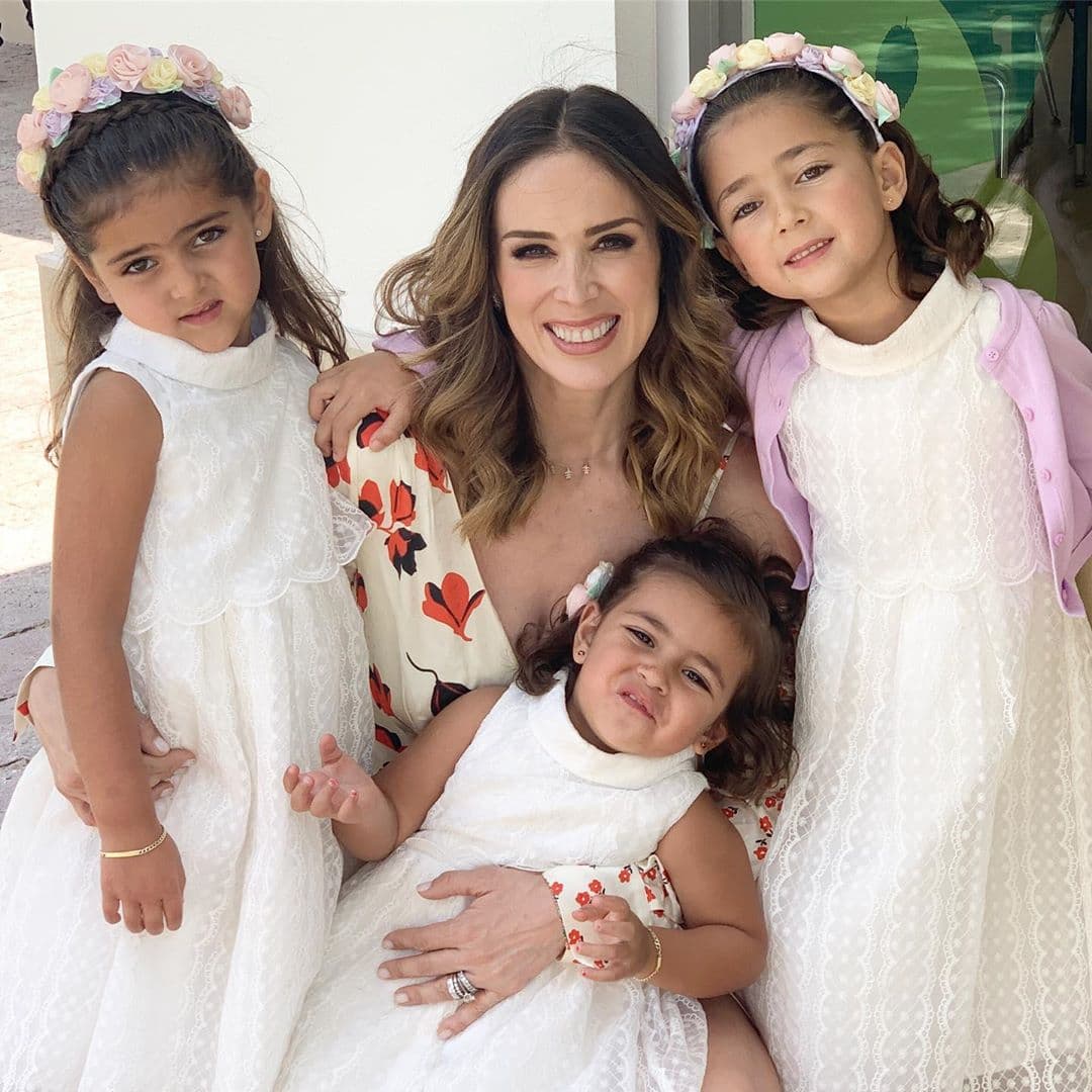 Otra de las preguntas que elaboró la conductora de 'Netas divinas' en aquel entonces, fue si iba a tener hijos, la respuesta fue positiva, pero no le dijo cuántos iba a procrear.