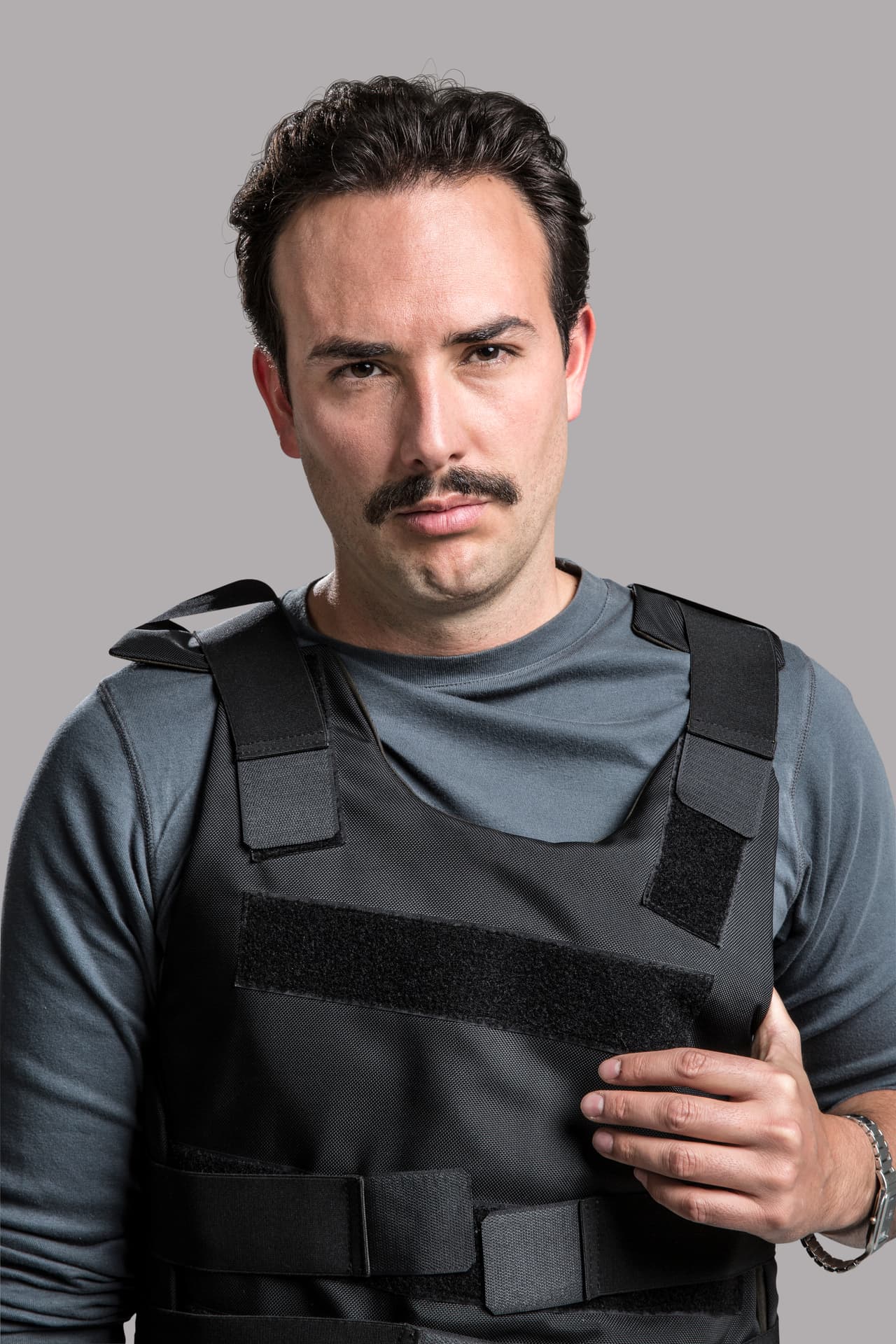 Sebastián Martínez es el Capitán Antonio Gavilán.