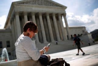 Blindan la privacidad de los móviles: la policía no puede registralos sin una orden