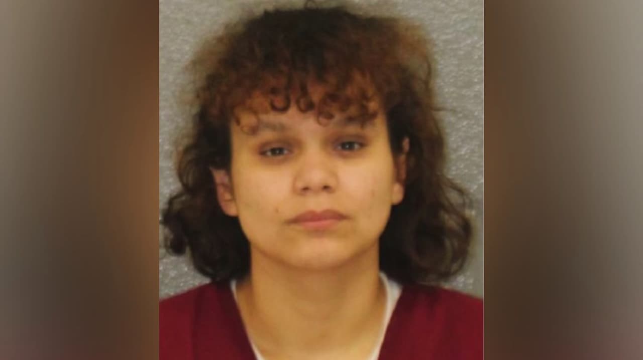 Mal olor lleva a repartidor de Doordash a hallar a mujer hispana muerta en Charlotte