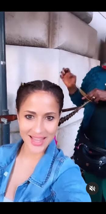 <b>"Por muchos años me olvidé de mí"</b>, dijo al matutino en donde reconoció que no le importa decir su edad ya que eso la ha fortalecido con el paso del tiempo.
<br>