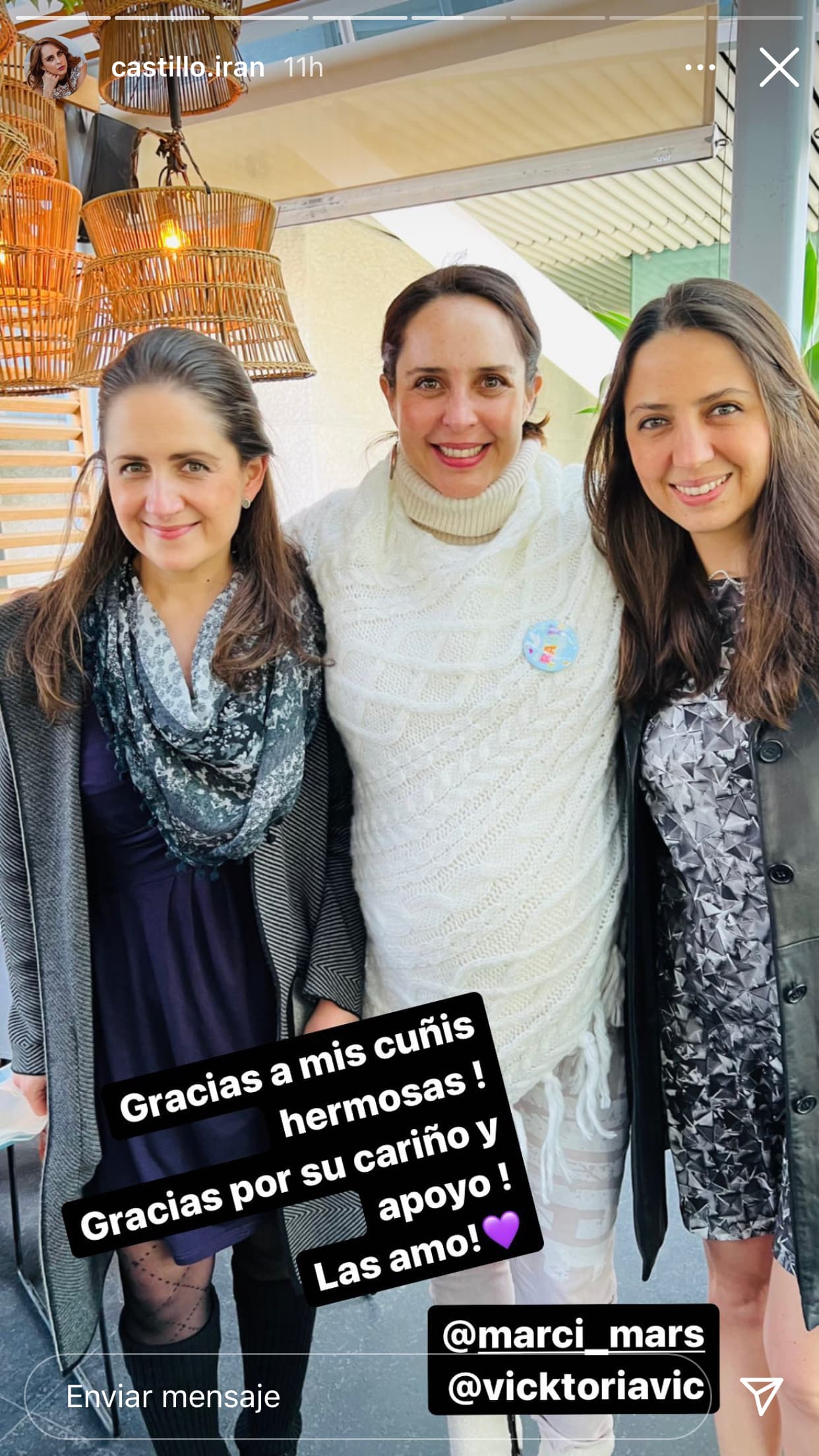 Las 'cuñadas' de la actriz también la acompañaron en la celebración. 
<br>