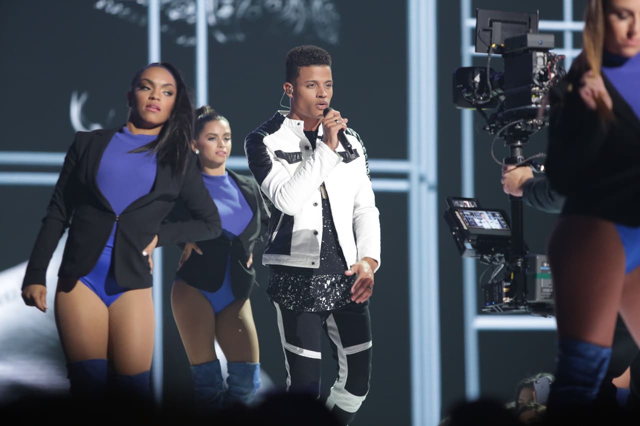 Los chicos tuvieron su noche en el segundo show en vivo. Primero cantaron como solistas y luego en bandas. 
<a href="http://www.univision.com/shows/la-banda/christian-canto-cold-water-de-major-lazer-ft-justin-bieber-video" target="_blank">Mira el primer performance de Christian en los live shows.</a>