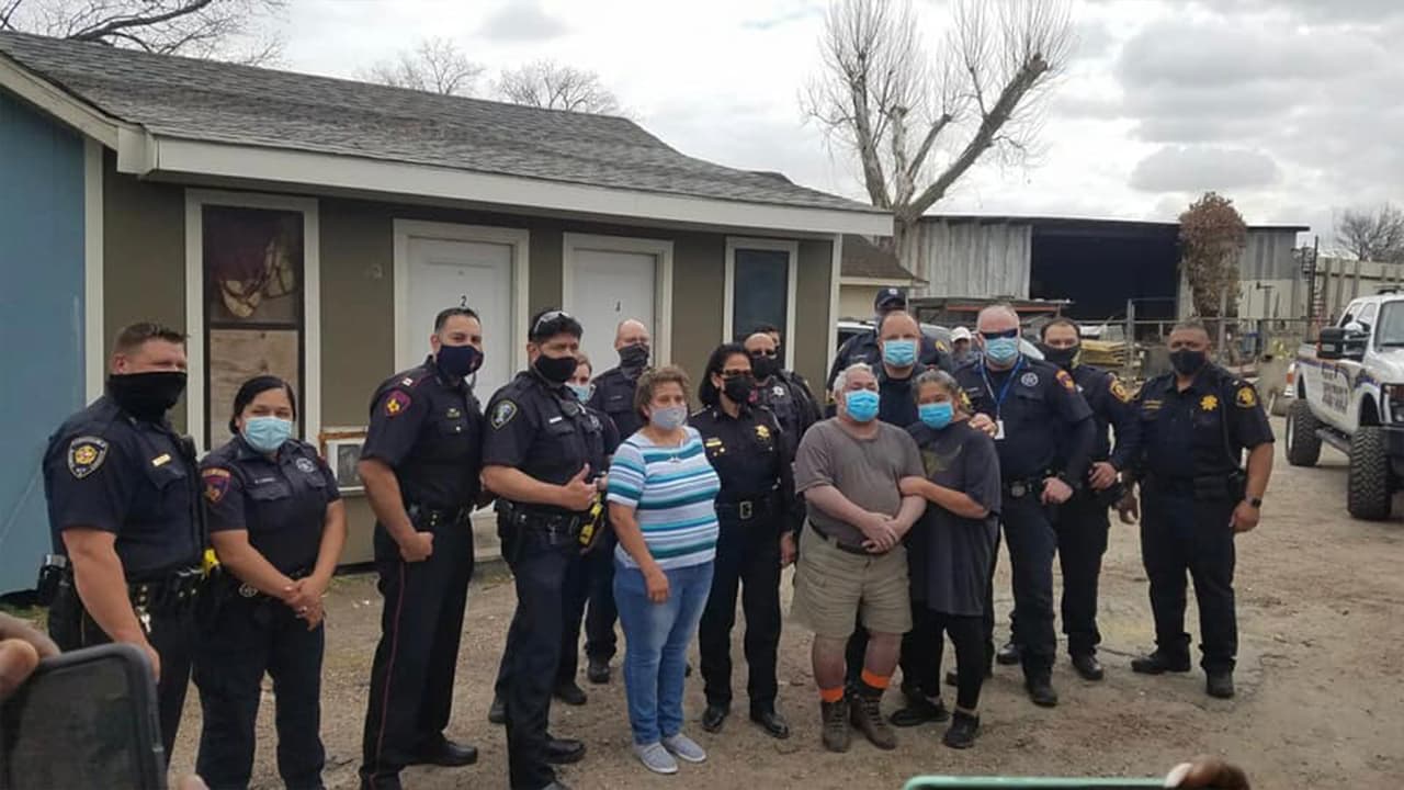 Los oficiales detectaron aquellos vecindarios donde todavía tienen problemas con el servicio de agua.