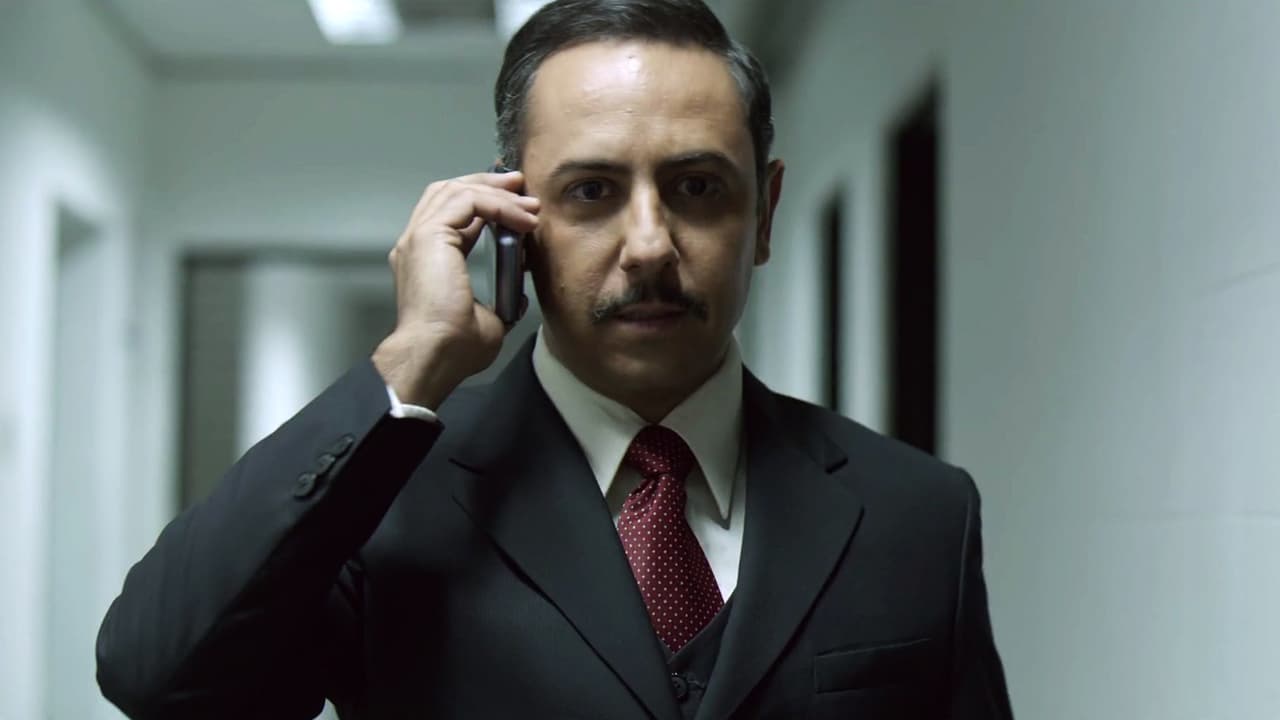 With his proposal at hand, he called ‘El Chapo’ and asked him for an important sum of money in order to get the presidency.