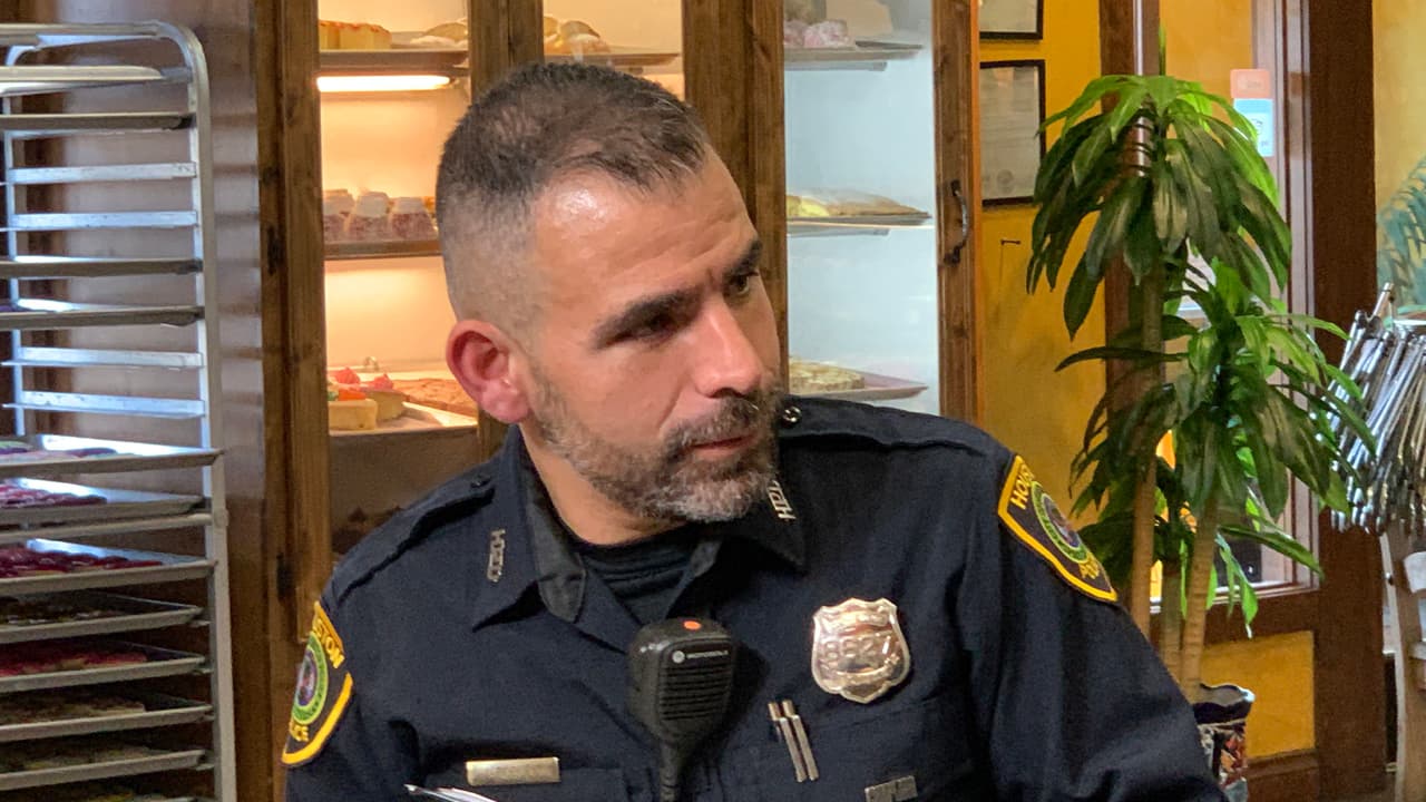 El oficial Jesús Robles encabeza el programa acompañado de Rafael Pantoja bajo la coordinación del sargento José Salazar.