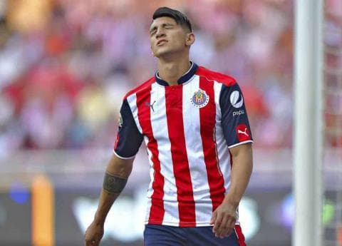 Consejos para que Alan Pulido se reencuentre por fin con el gol