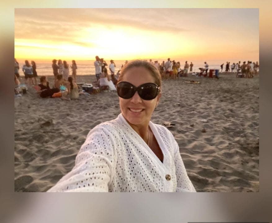 Gustavo Adolfo Infante le preguntó si tendría algo que decirle ahora a Fátima Boggio, quien vive en Perú: "
<b><a href="https://www.youtube.com/watch?v=ItTDkGLCzcI" target="_blank">Perdón, nada más</a></b>, desde el fondo de mi corazón, de mujer a mujer", contestó la actriz. 
<br>