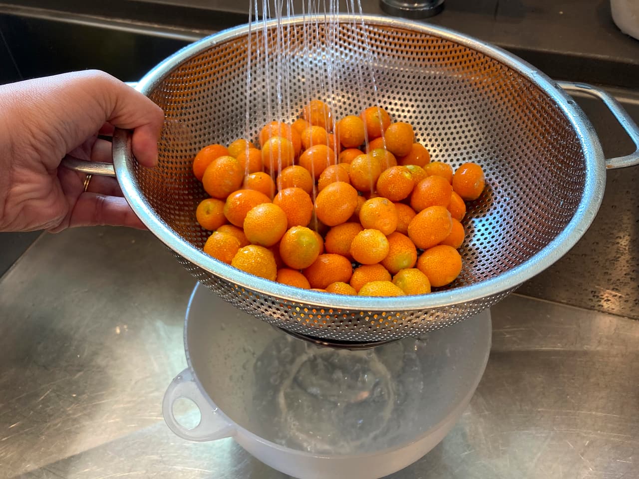 Escuela Primaria Armstrong
<br>3440 Independence Blvd, Missouri City, TX 77459
<br>
<br>Bellfort ECC
<br>7647 Bellfort Ave, Houston, TX 77061
<br>
<br>Burnet Elementary
<br>5403 Canal St, Houston, TX 77011
<br>
<br>Davila Elementary
<br>7610 Dahlia St, Houston, TX 77012
<br>
<br>Primaria Dogan
<br>4202 Liberty Rd, Houston, TX 77026
<br>
<br>Asociación Comunitaria de HISD
<br>
<br>Halpin ECC
<br>10901 Sandpiper Dr, Houston, TX 77096
<br>
<br>Kruse Elementary
<br>400 Park Ln, Pasadena, TX 77506
<br>
<br>Lantrip Elementary
<br>100 Telephone Rd, Houston, TX 77023
<br>
<br>Escuela primaria Mary Holley
<br>16655 Bissonnet St, Houston, TX 77083
<br>
<br>Mistral ECC
<br>6203 Jessamine St, Houston, TX 77081
<br>
<br>Ninfa ECC
<br>205 N Delmar St, Houston, TX 77011
<br>
<br>Northshore Elementary
<br>14310 Duncannon Dr, Houston, TX 77015
<br>
<br>Rucker Elementary
<br>5201 Vinett St, Houston, TX 77017
<br>
<br>SEARCH/Casa de los pequeños tesoros
<br>2323 Francis St, Houston, TX 77004
<br>
<br>Tijerina Elementary
<br>6501 Sherman St, Houston, TX 77011
<br>
<br>Whittier Elementary
<br>10511 La Crosse, Houston, TX 77029-2111
<br>
<br>Woodland Acres Elementary
<br>12956 Sarahs Ln, Houston, TX 77015