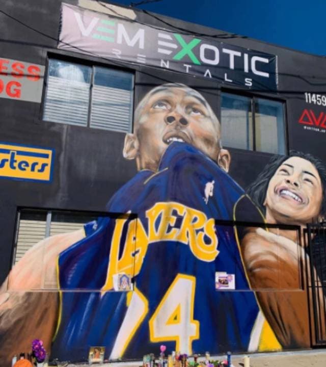 Las calles de las principales ciudades de los Estados Unidos se adornan con las asombrosas muestras de amor para la leyenda de la NBA.