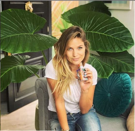 Se trataría de 
<a href="https://www.instagram.com/mmayte_rodriguez/" target="_blank">Mayte Rodríguez</a>. Es hija de la también actriz Carolina Arregui y del director de cine Óscar Rodríguez.