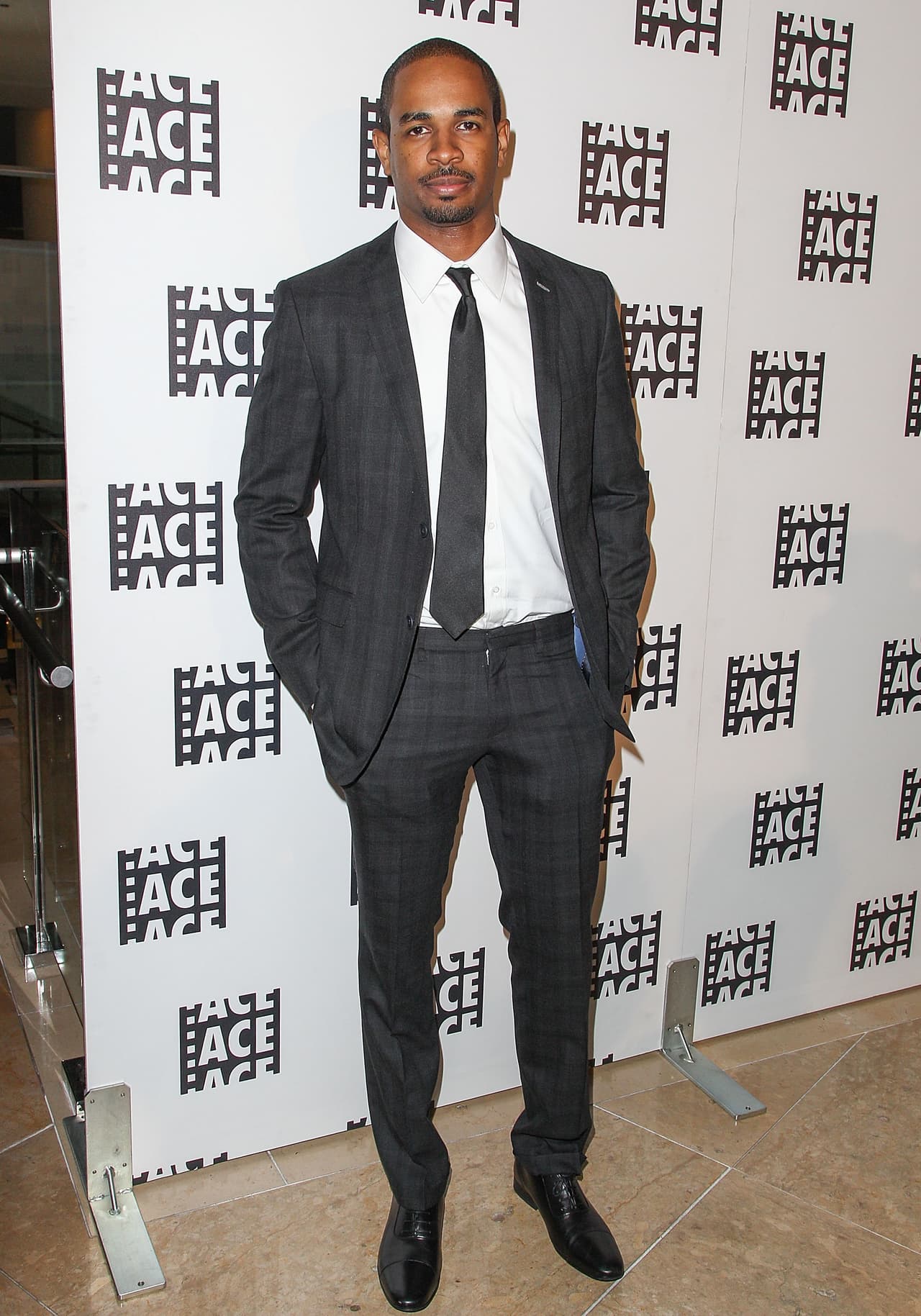 Como era de esperar por pertenecer a la familia Wayans, Damon Wayans, Jr. también ha hecho divertidas apariciones en la televisión.