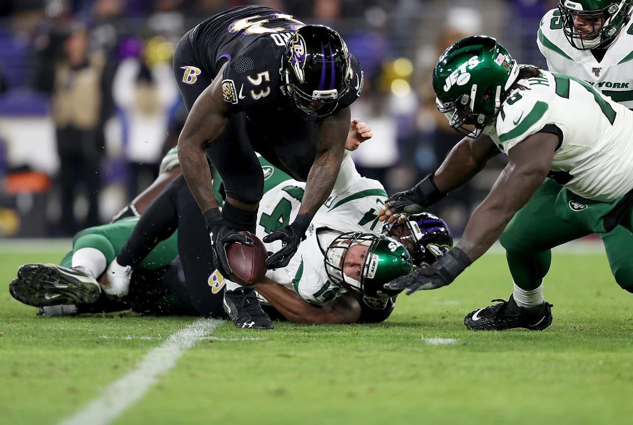 Ravens se imponen con autoridad 42-21 a New York Jets y aseguran su presencia en Playoffs.