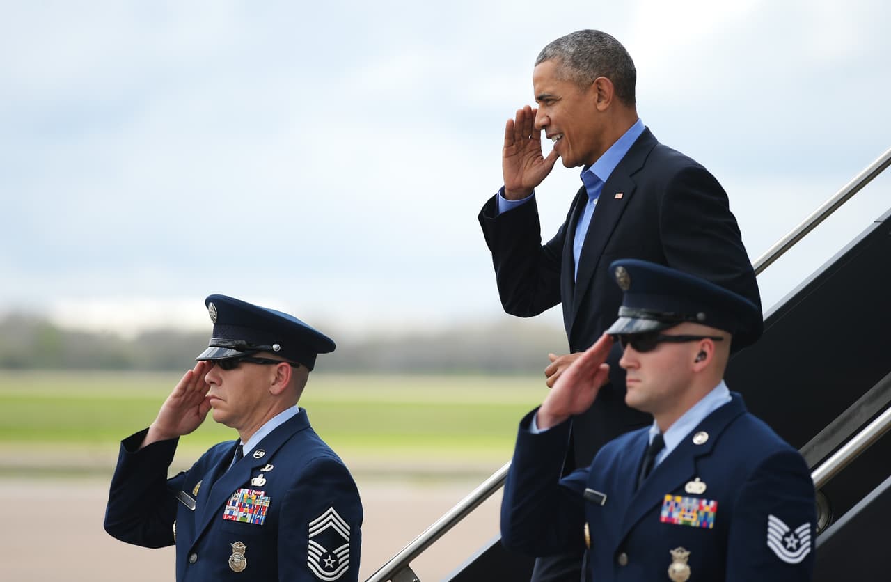 Austin le da la bienvenida al presidente Obama