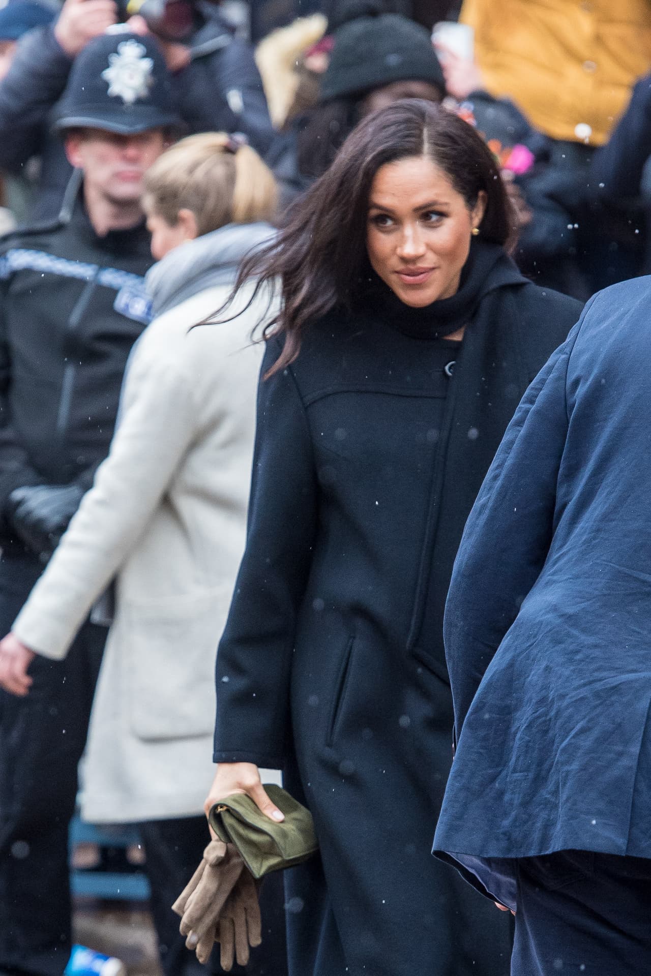 No está claro si Markle recibió una respuesta. Las fuentes del medio dijeron que aparentemente ambas hablaron sobre esa carta durante la reunión que sostuvieron esta semana. 
<br>