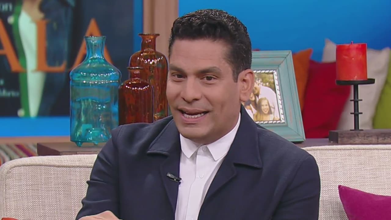 Ismael Cala habla del éxito de su gira y la entrevista que hará a Al Pacino