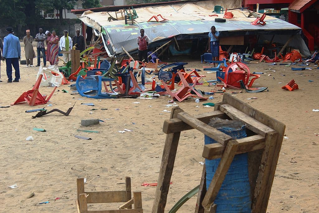 <b>29 de julio de 2014</b>: Más de 30 personas, en su mayoría adolescentes, murieron al producirse una estampida humana en una playa de Conakry, la capital de Guinea, cuando asistían a un concierto de dos populares grupos musicales de rap.